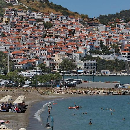 Mamma Mia Hotel Skopelos Town Bagian luar foto