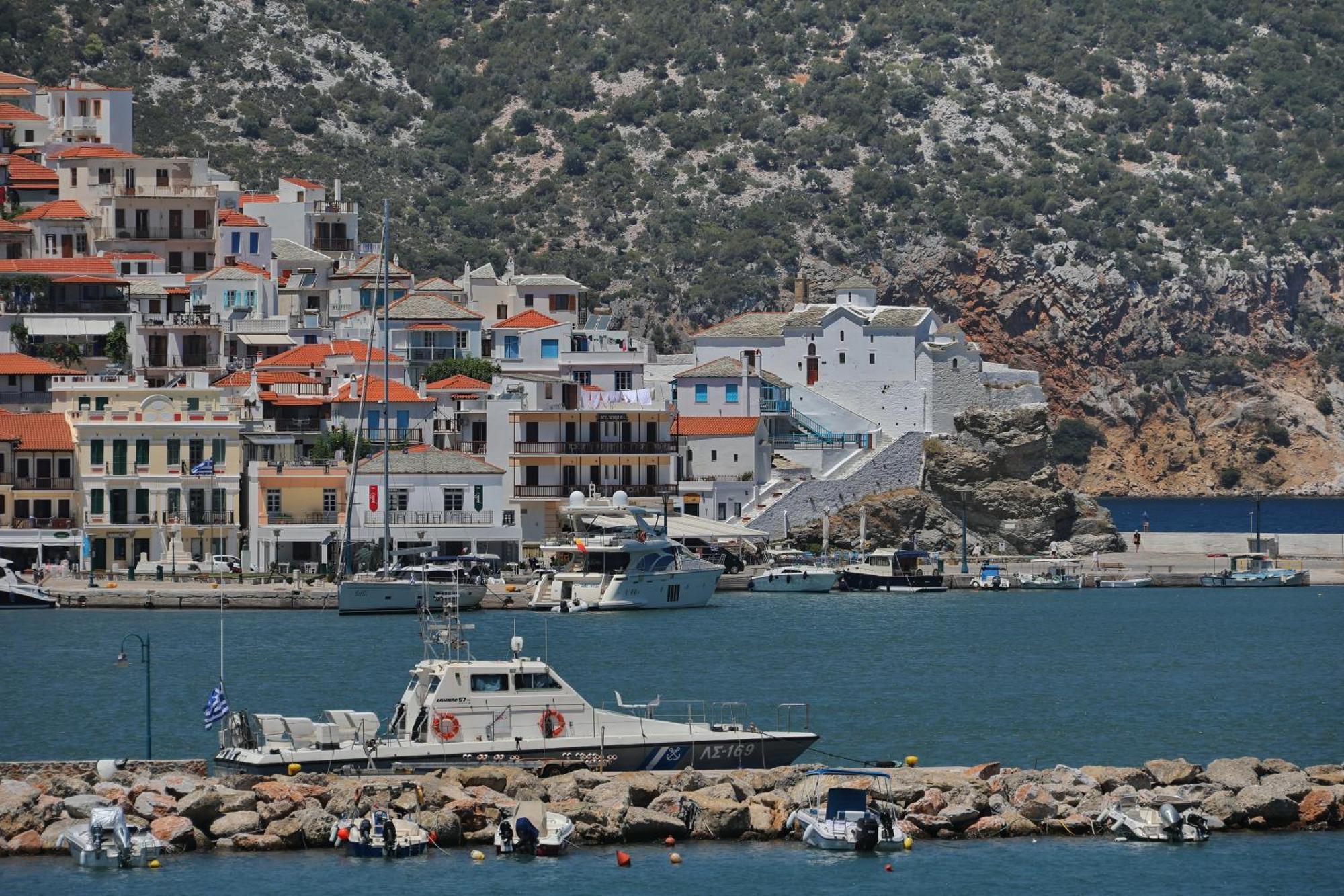Mamma Mia Hotel Skopelos Town Bagian luar foto