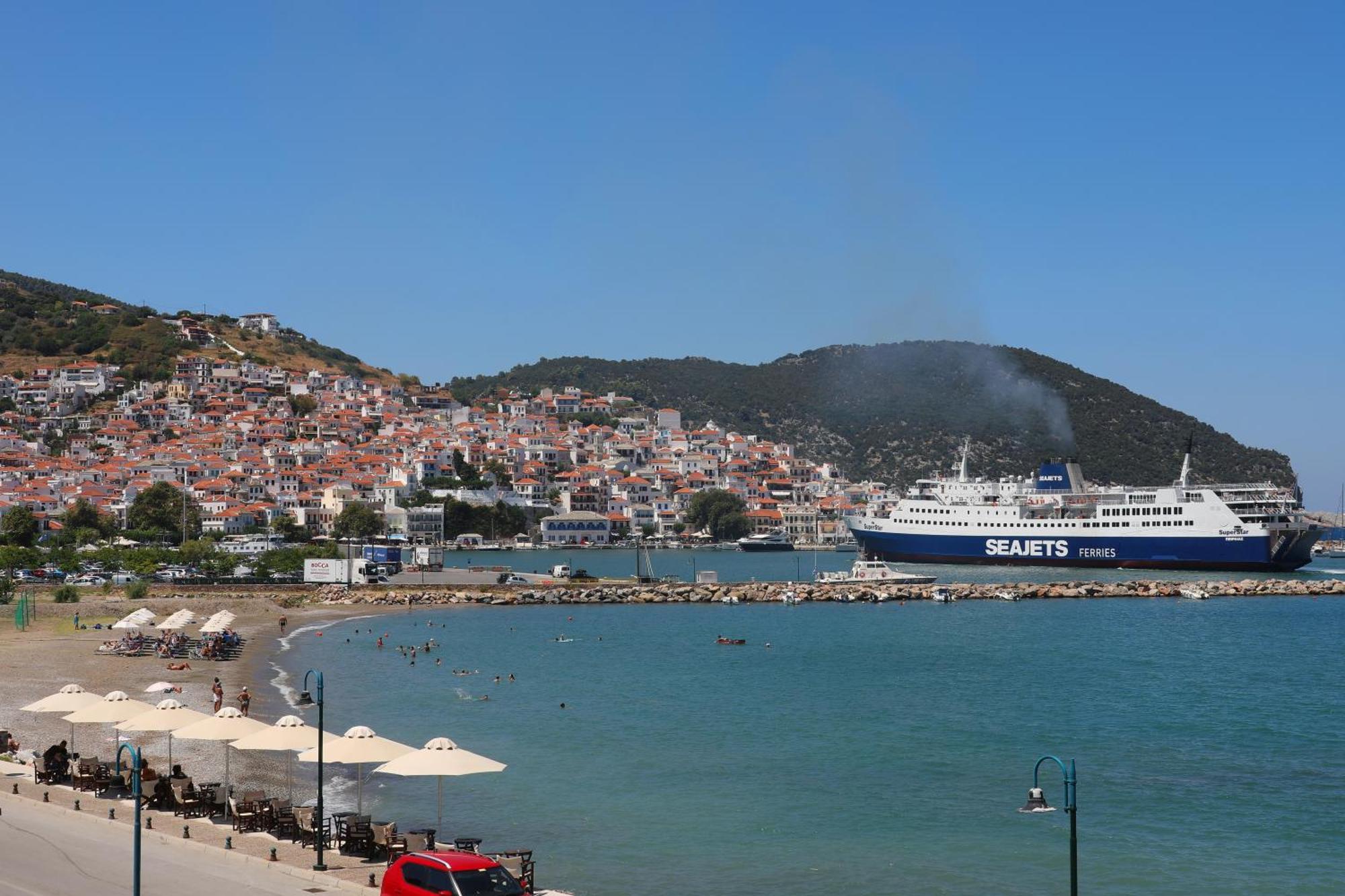 Mamma Mia Hotel Skopelos Town Bagian luar foto