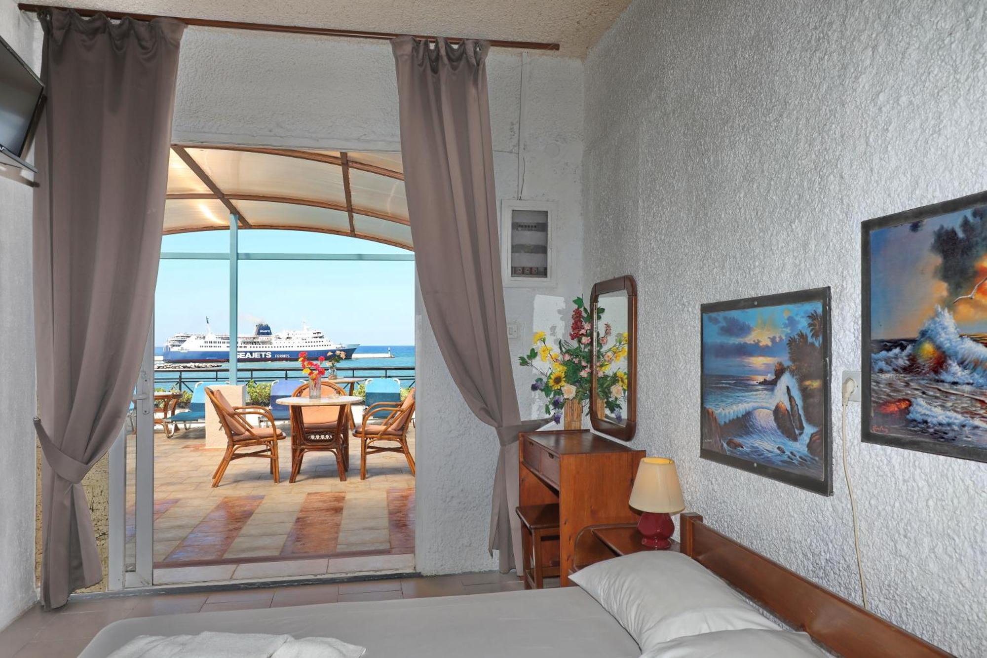 Mamma Mia Hotel Skopelos Town Bagian luar foto