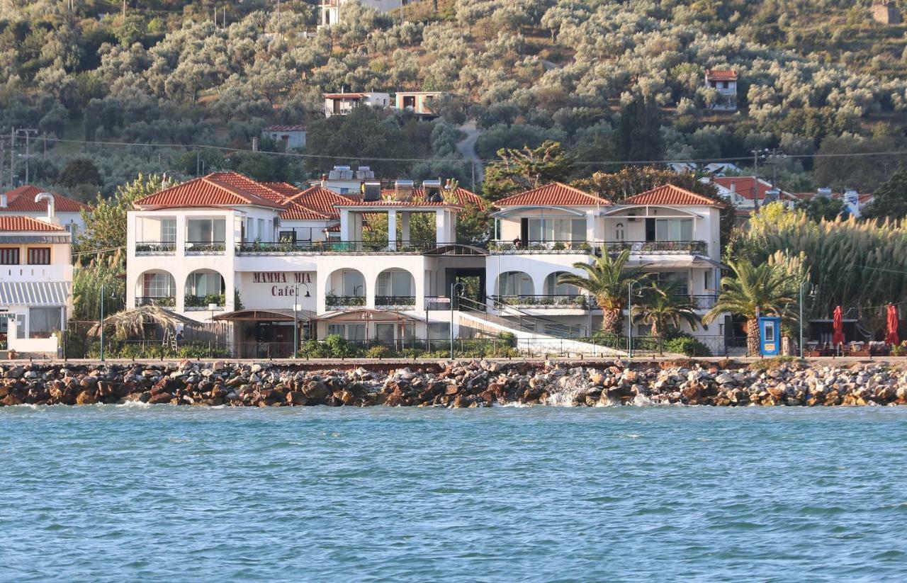 Mamma Mia Hotel Skopelos Town Bagian luar foto