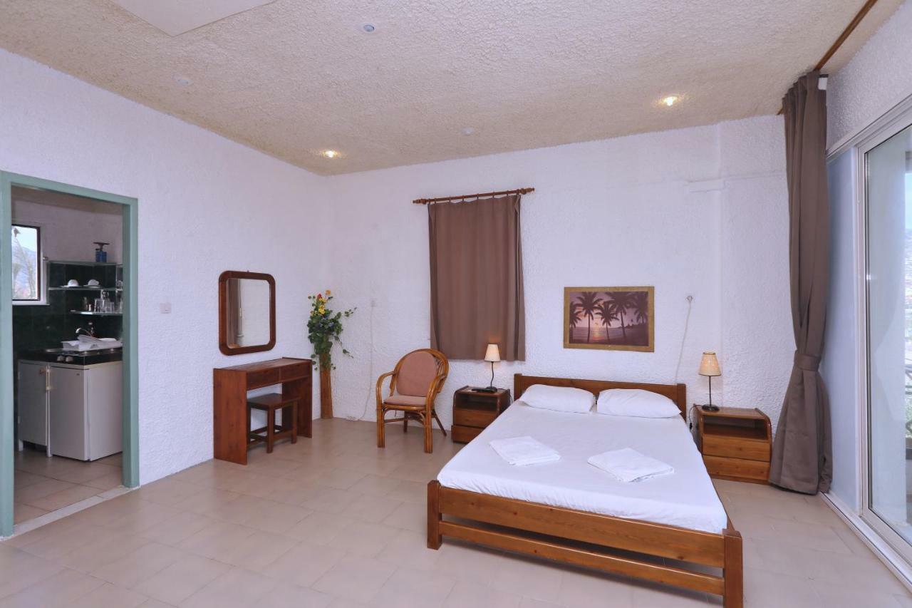 Mamma Mia Hotel Skopelos Town Bagian luar foto